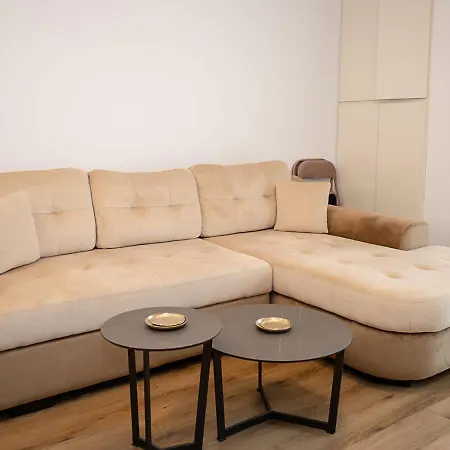 Cozy Sea View With Pool شقة *