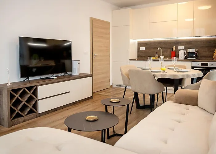 Cozy Sea View With Pool شقة *