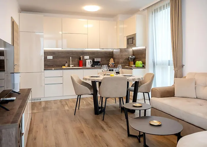 شقة Cozy Sea View With Pool فارنا